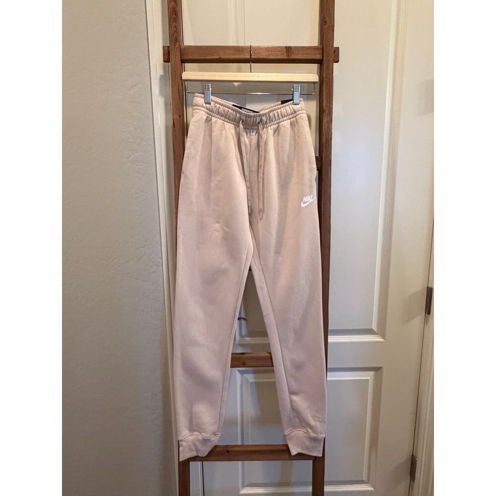 Nike- Standard Fit- Tan Jogger Sweatpants- Women's XS